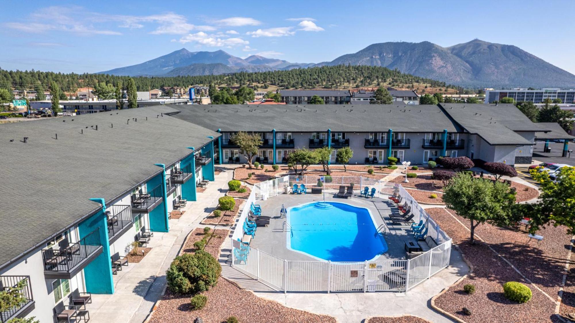 Hotel Elev8 Flagstaff I-40 Exit 198 Butler Ave Exterior photo